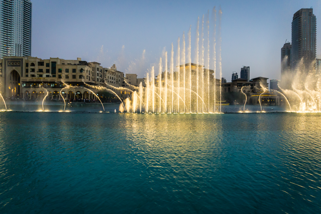 Dubai Fountain - Solo Female Travel Dubai